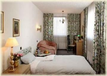 Tiptop Hotel Am Schoenen Brunnen Нюрнберг Екстер'єр фото